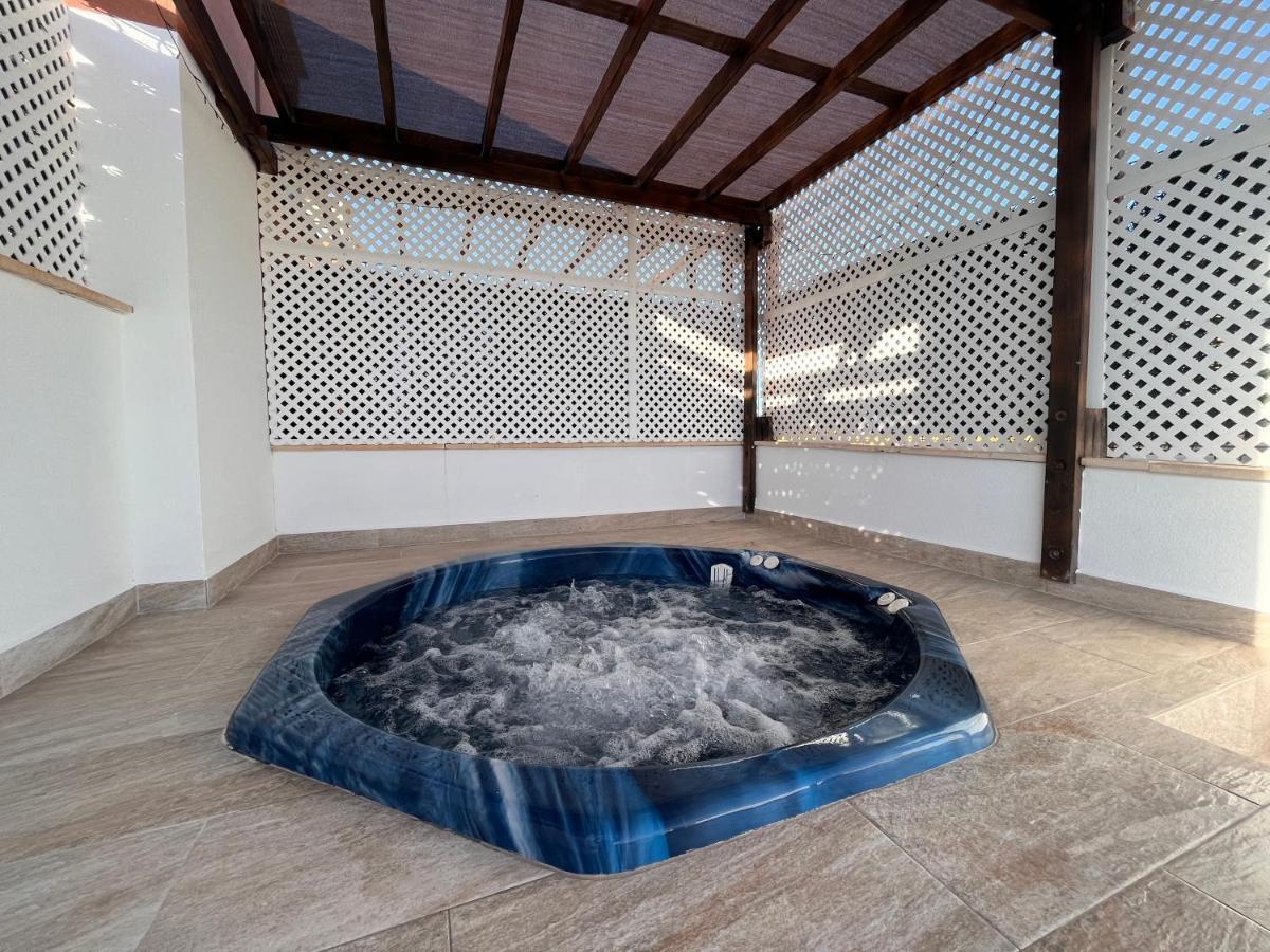 Atico Helena Con Solarium Y Jacuzzi Privado En Laguna Beach Вера Екстериор снимка