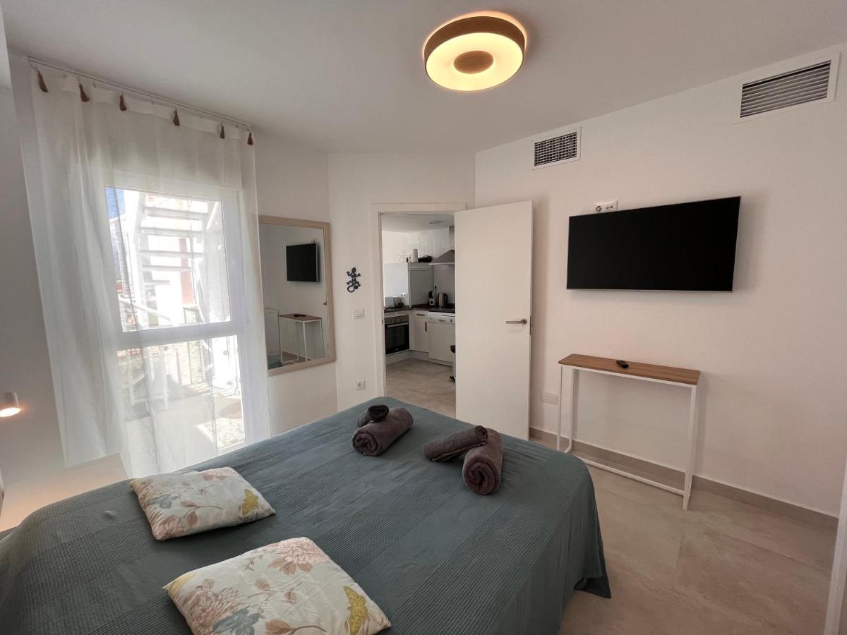 Atico Helena Con Solarium Y Jacuzzi Privado En Laguna Beach Вера Екстериор снимка