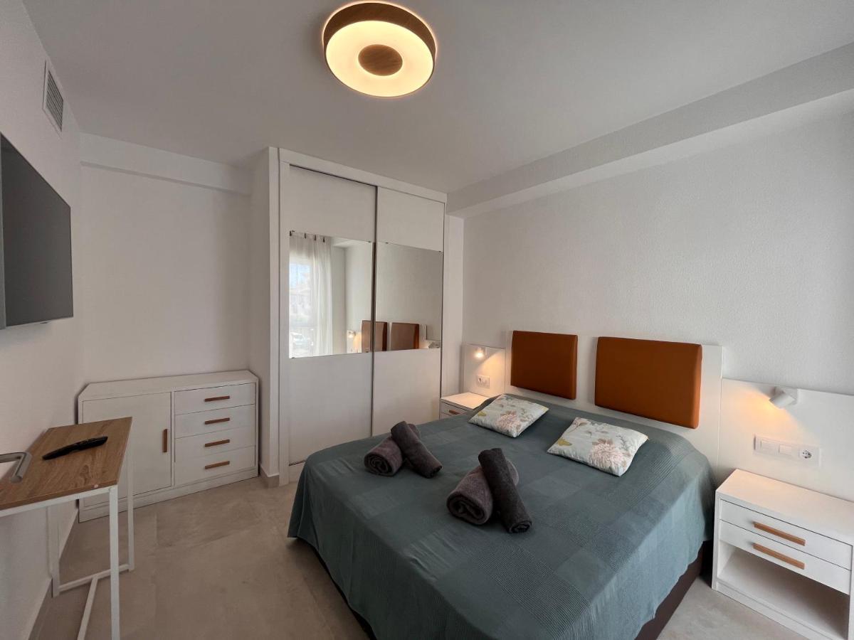 Atico Helena Con Solarium Y Jacuzzi Privado En Laguna Beach Вера Екстериор снимка